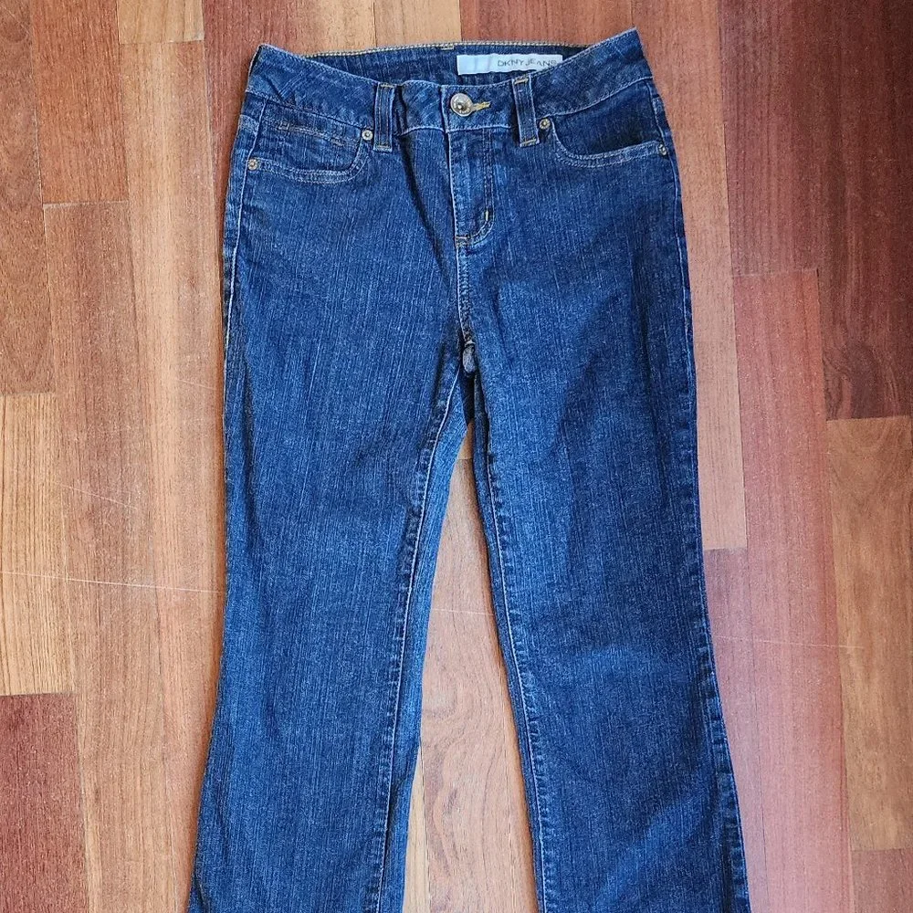 DKNY Medium Wash Straight Leg Jeans Size 4R